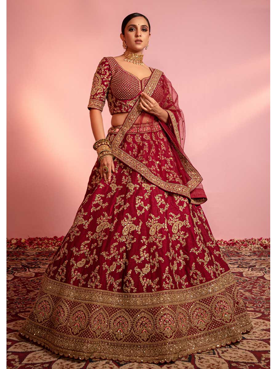 Top 10 Best Bridal Lehenga Shop in Ahmedabad, Gujarat