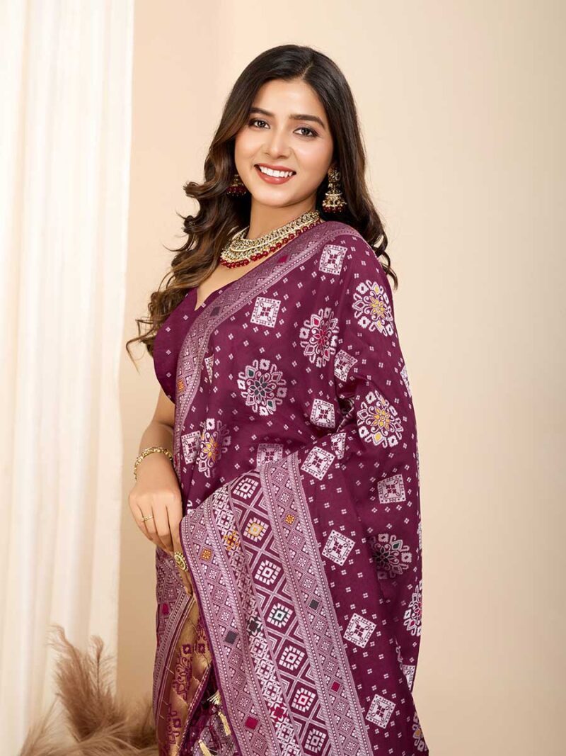 Wine Color Wine Saree - Image 3