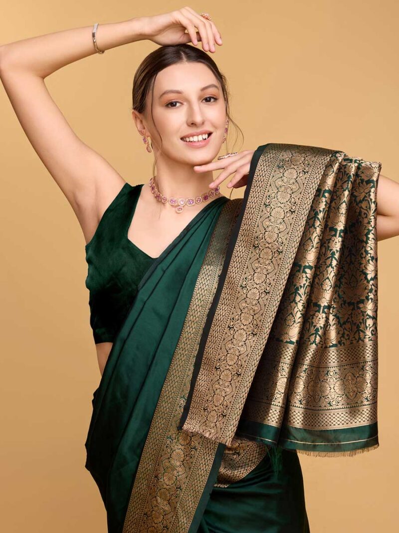 Green Color Green Saree - Image 3
