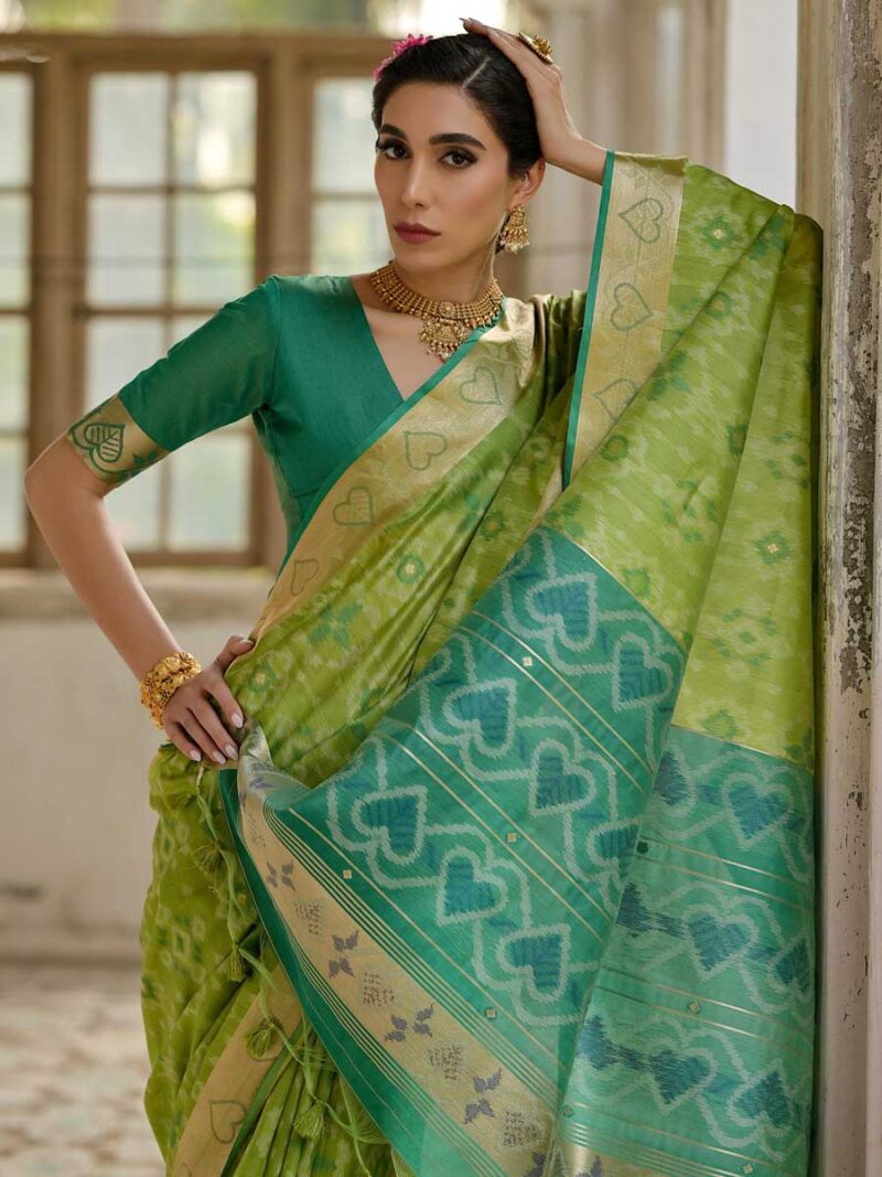 Green Color Green Saree - Image 3