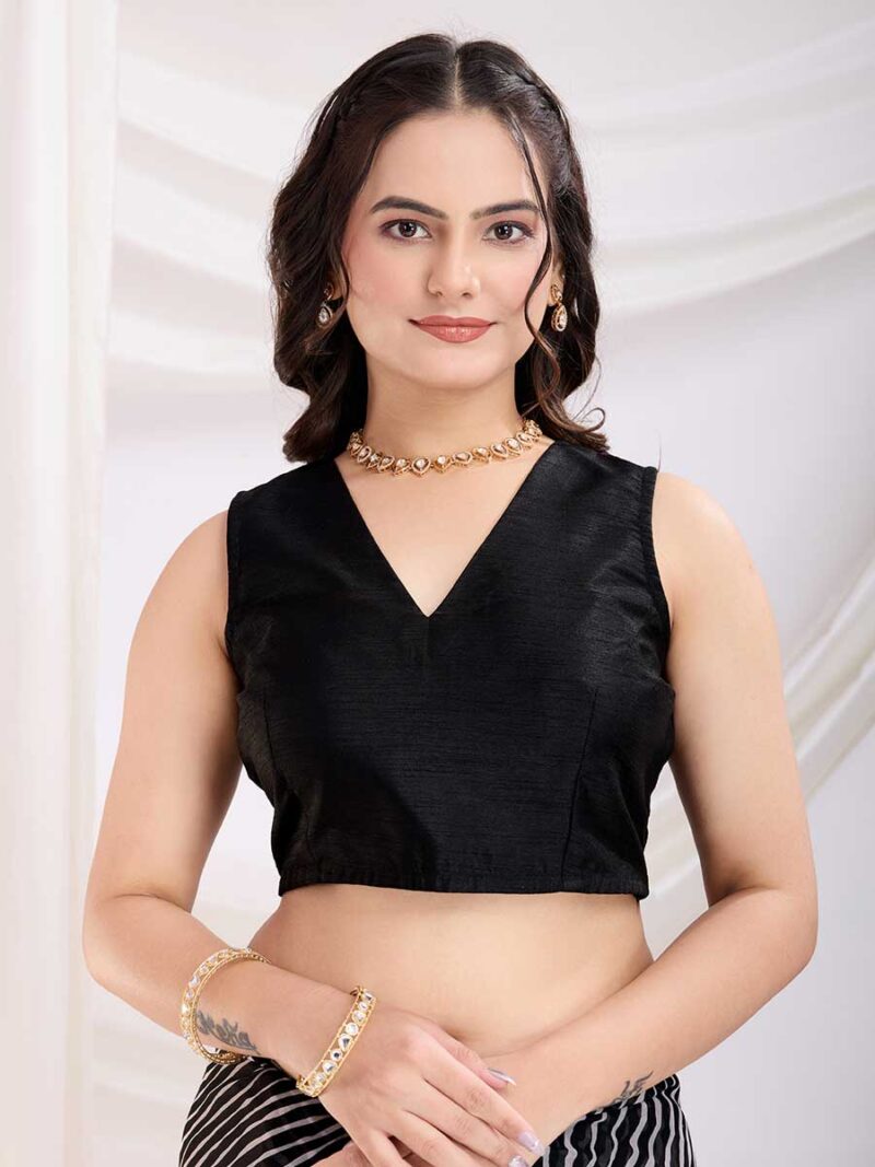 Black Color Black Saree - Image 4