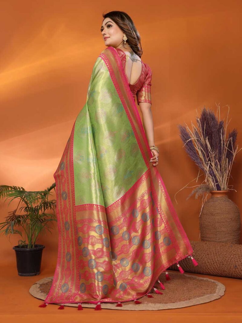 Green Color Pink Saree - Image 2