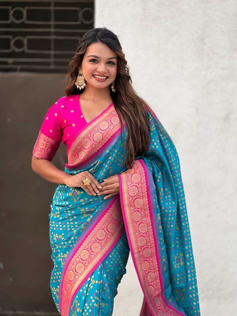 Firozi Color Pink Saree - Image 2