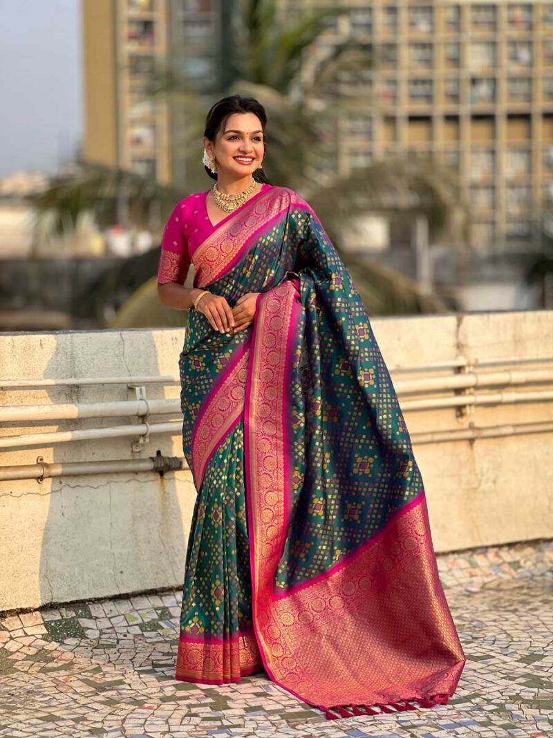 Green Color Pink Saree - Image 4