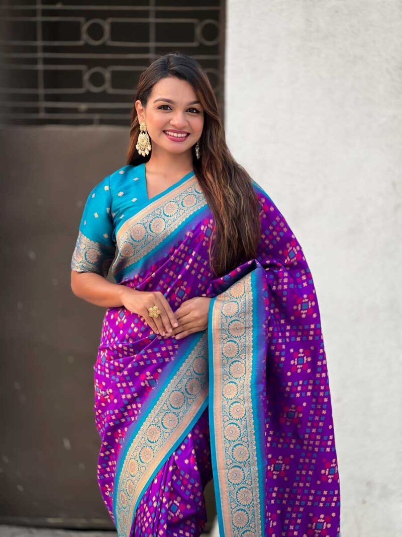 Voilet Color Firozi Saree - Image 3