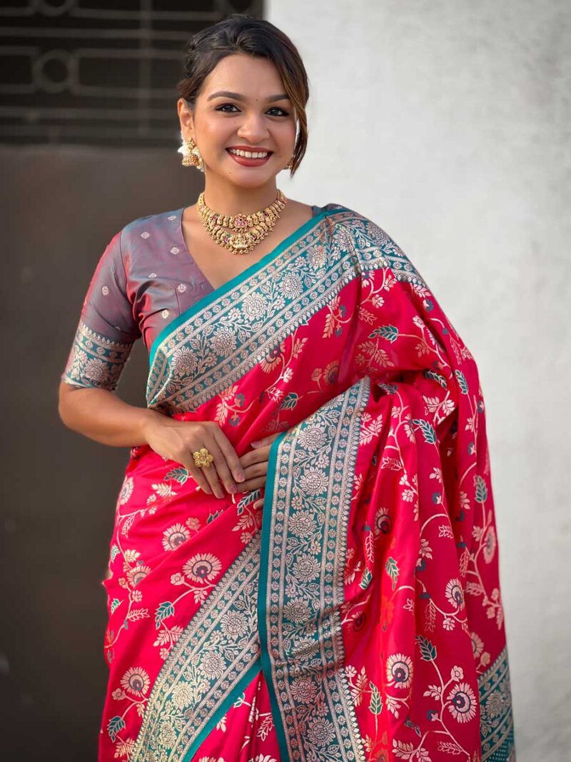 Red Color Teal Saree - Image 3