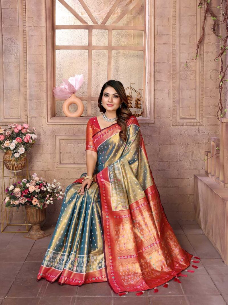 Grey Color Red Saree - Image 4