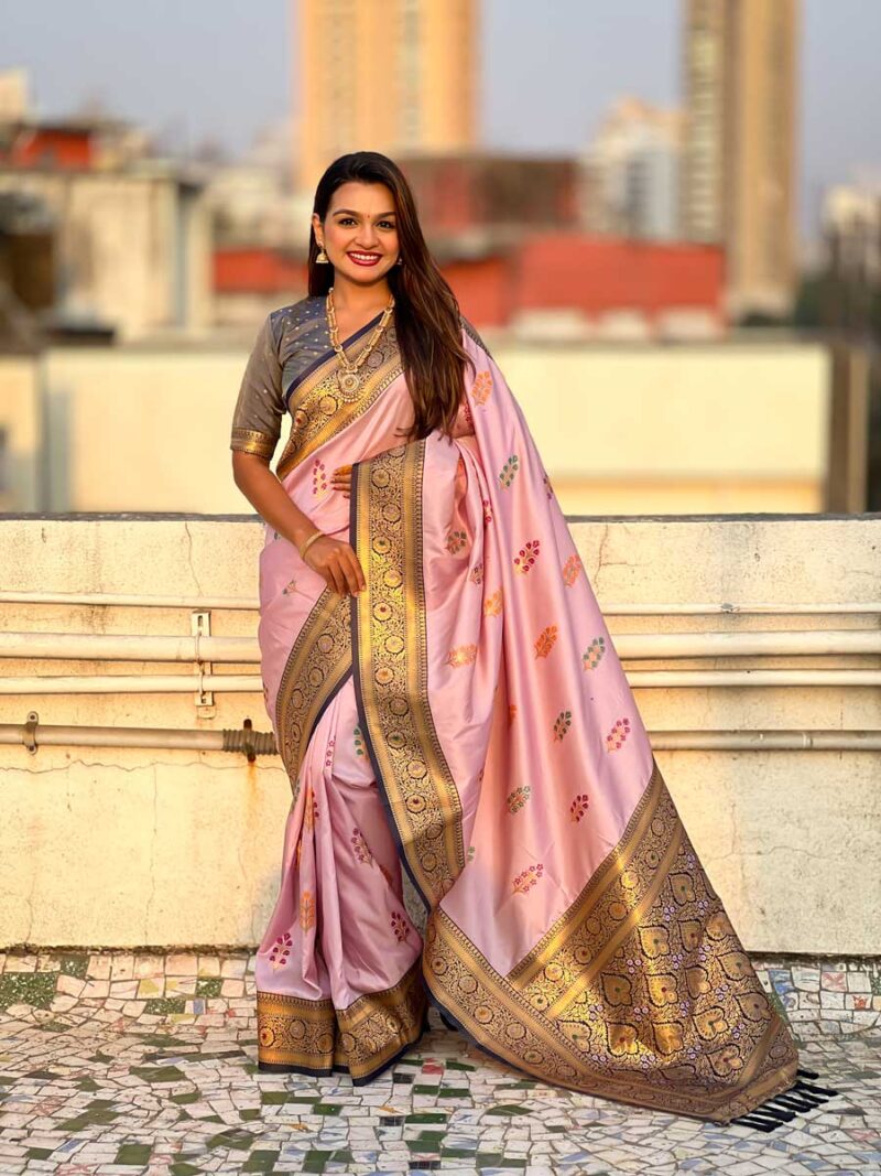 Pink Color Grey Saree - Image 4