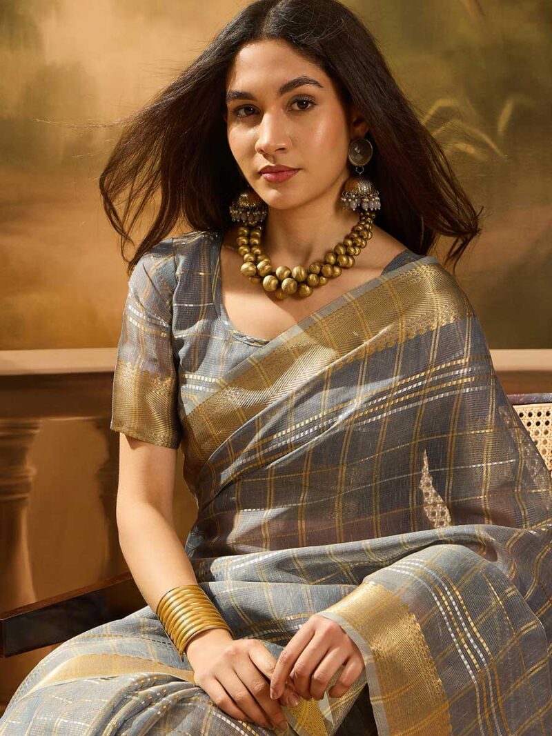 Grey Color Grey Saree - Image 3