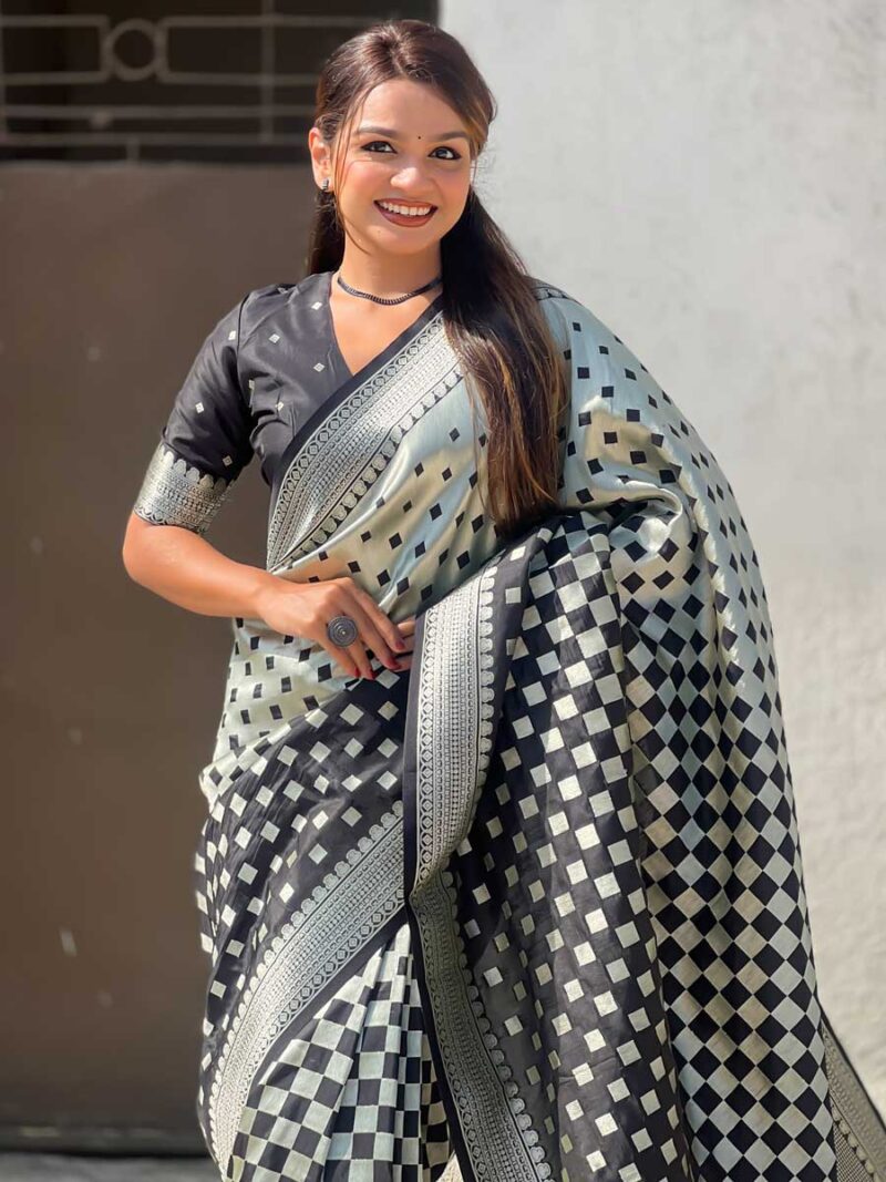 Black Color Black Saree - Image 3
