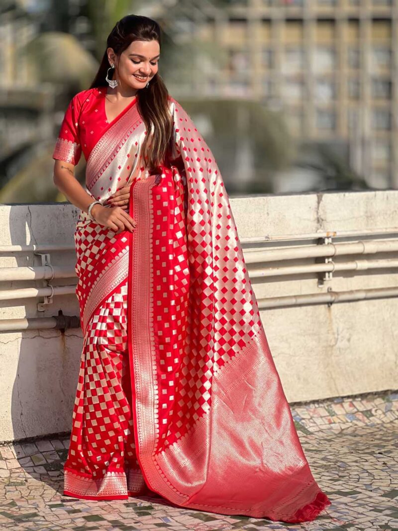 Red Color Red Saree - Image 4