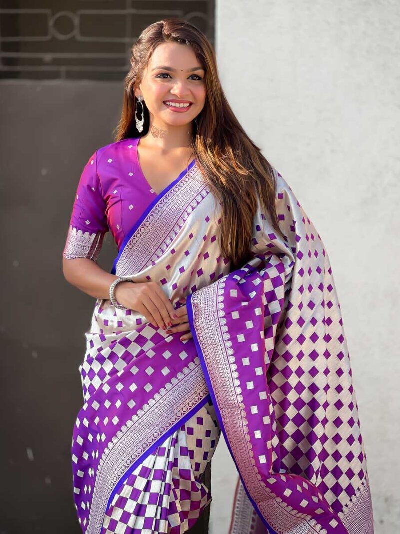 Purple Color Purple Saree - Image 3