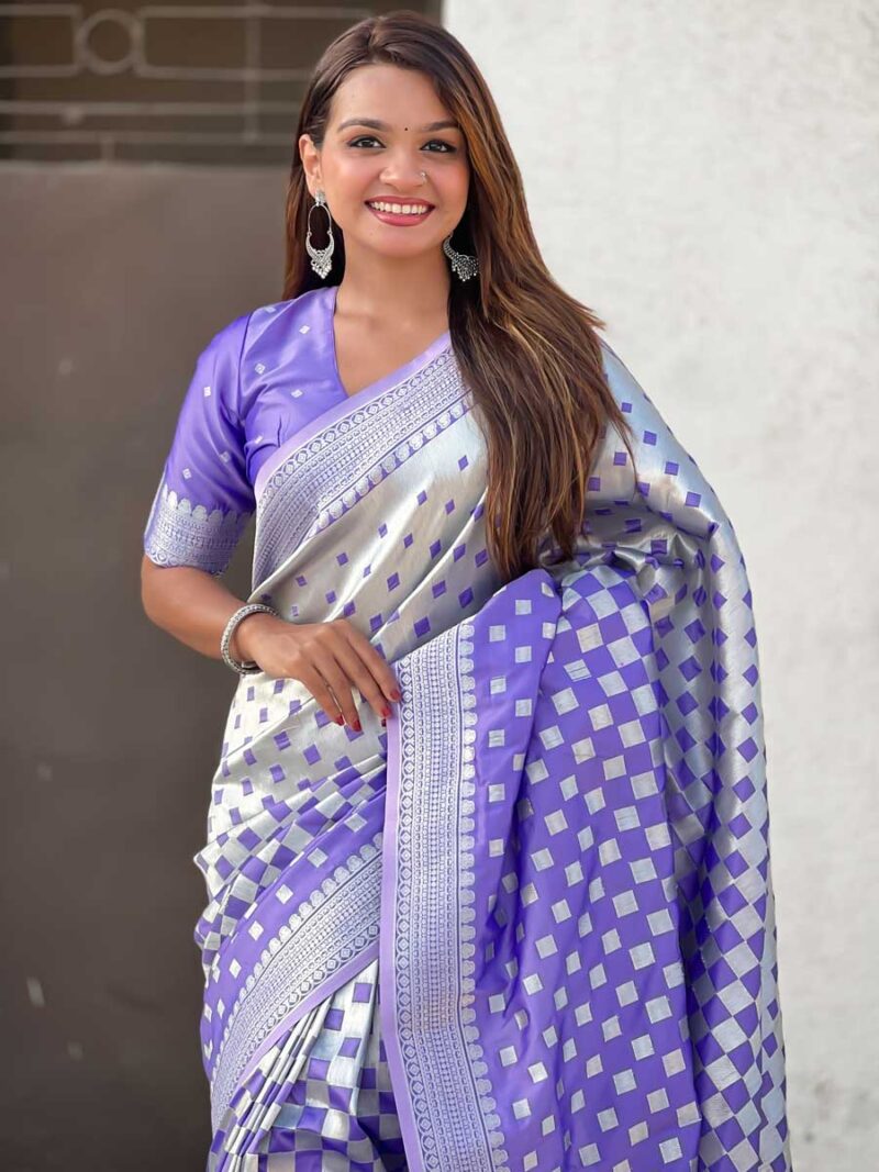 Lavender Color Lavender Saree - Image 3