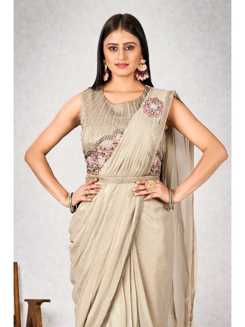 Grey Color Grey Saree - Image 2